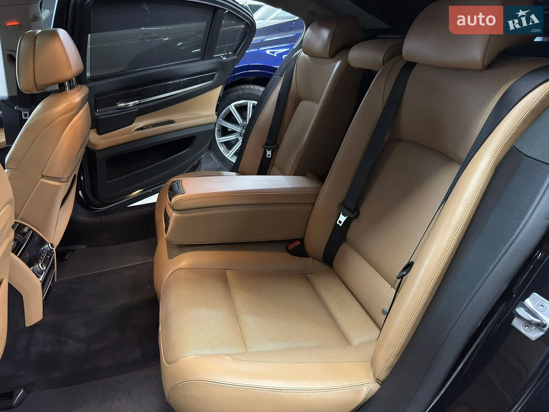 2014 BMW 7er - мініатюра 18