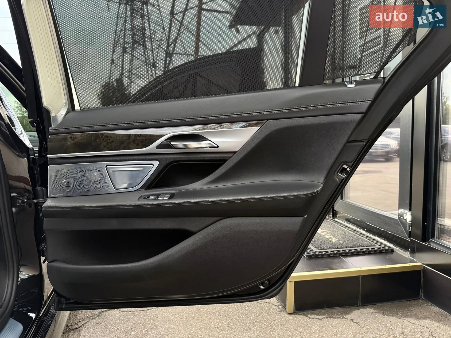 2016 BMW 7er - мініатюра 26
