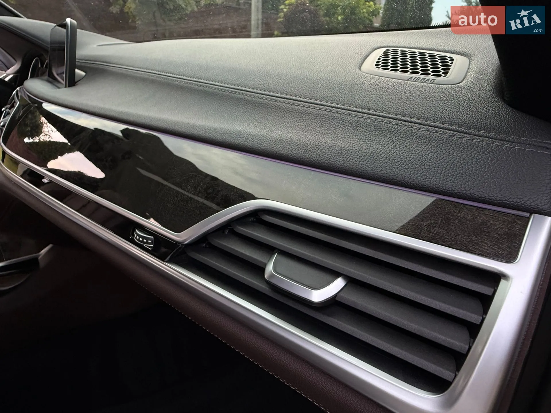2017 BMW 7er - мініатюра 41