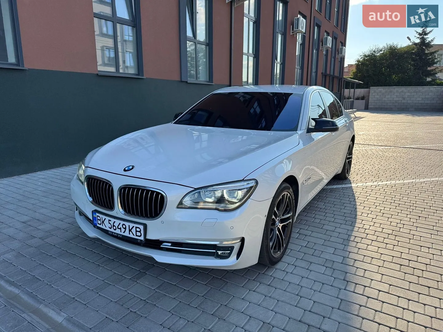 2012 BMW 7er - мініатюра 12