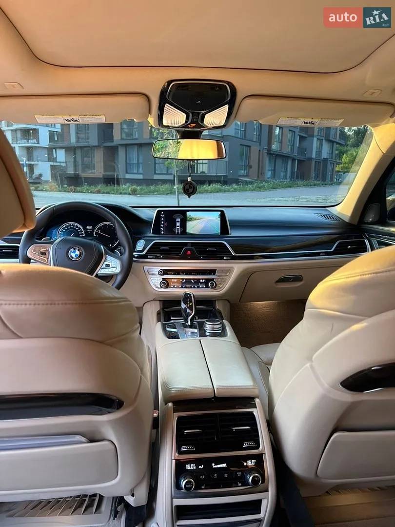 2015 BMW 7er - мініатюра 25