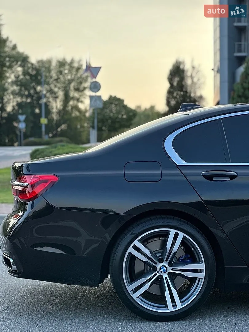 2017 BMW 7er - мініатюра 13