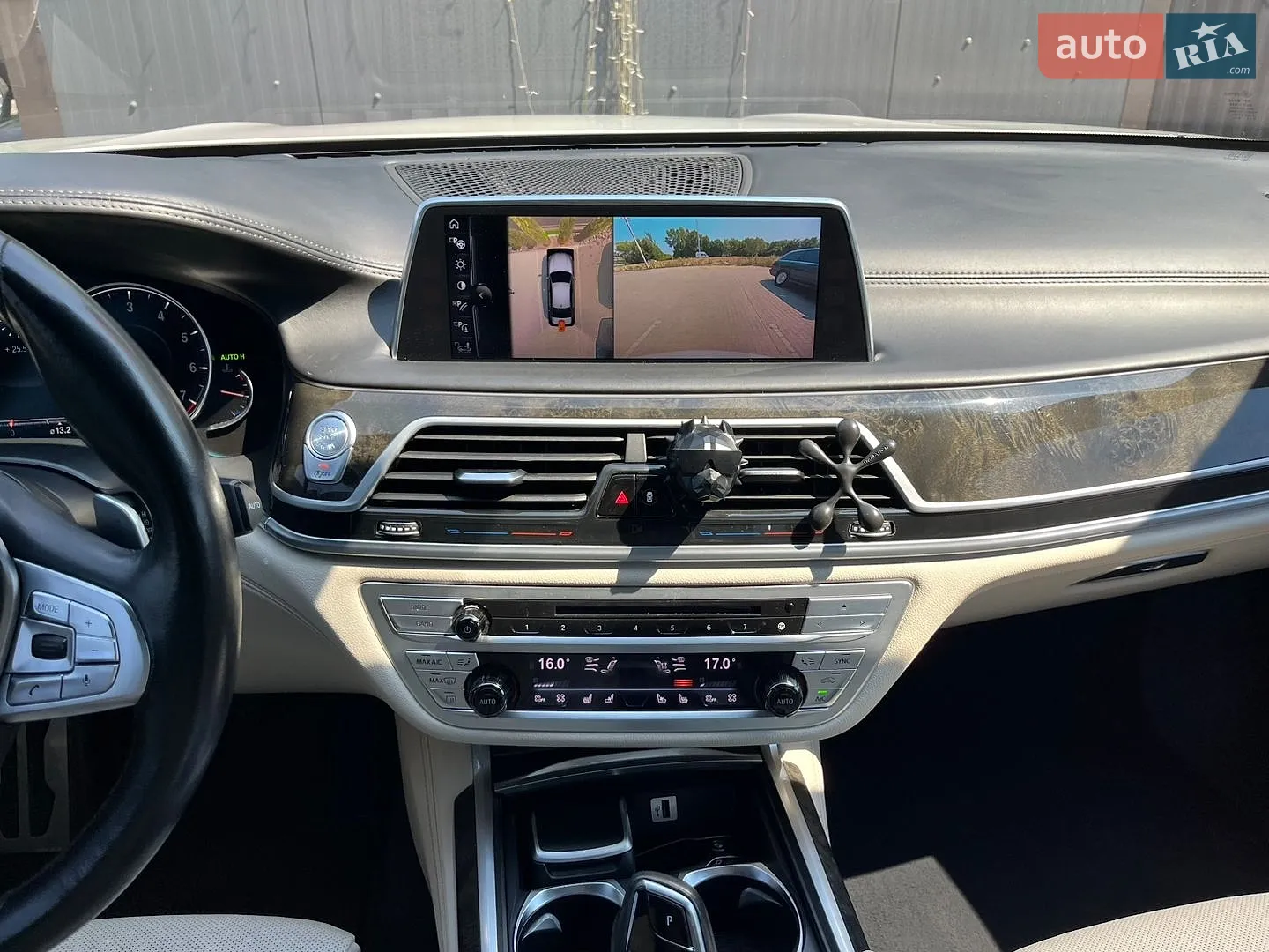 2016 BMW 7er - мініатюра 13