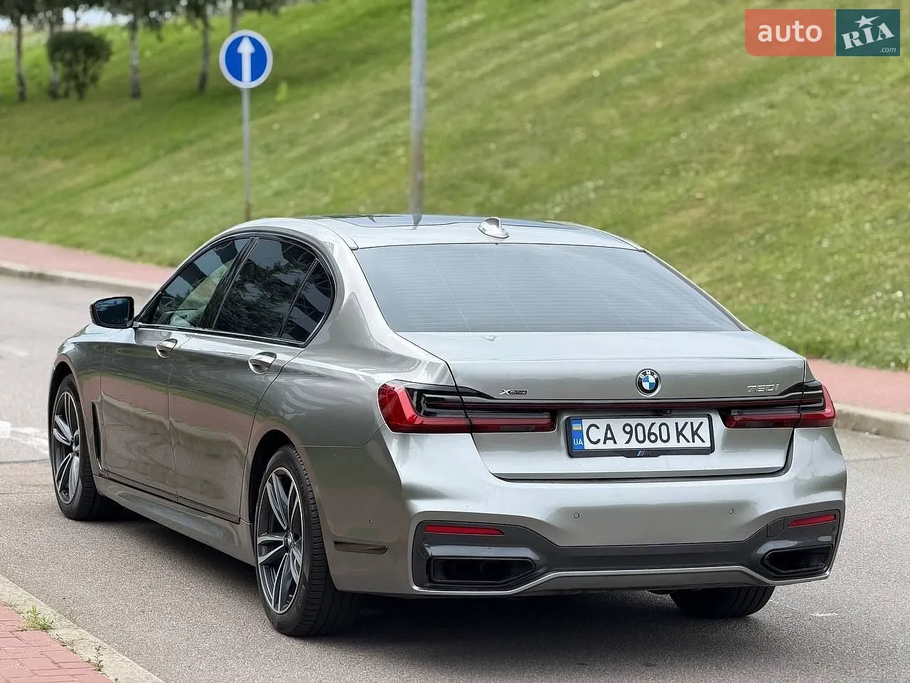 2020 BMW 7er - мініатюра 7