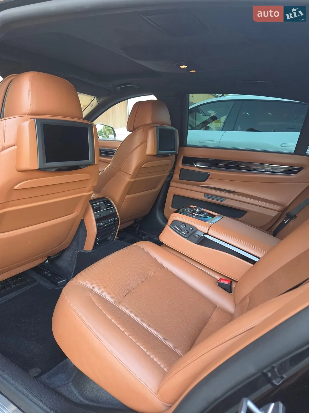 2010 BMW 7er - мініатюра 15