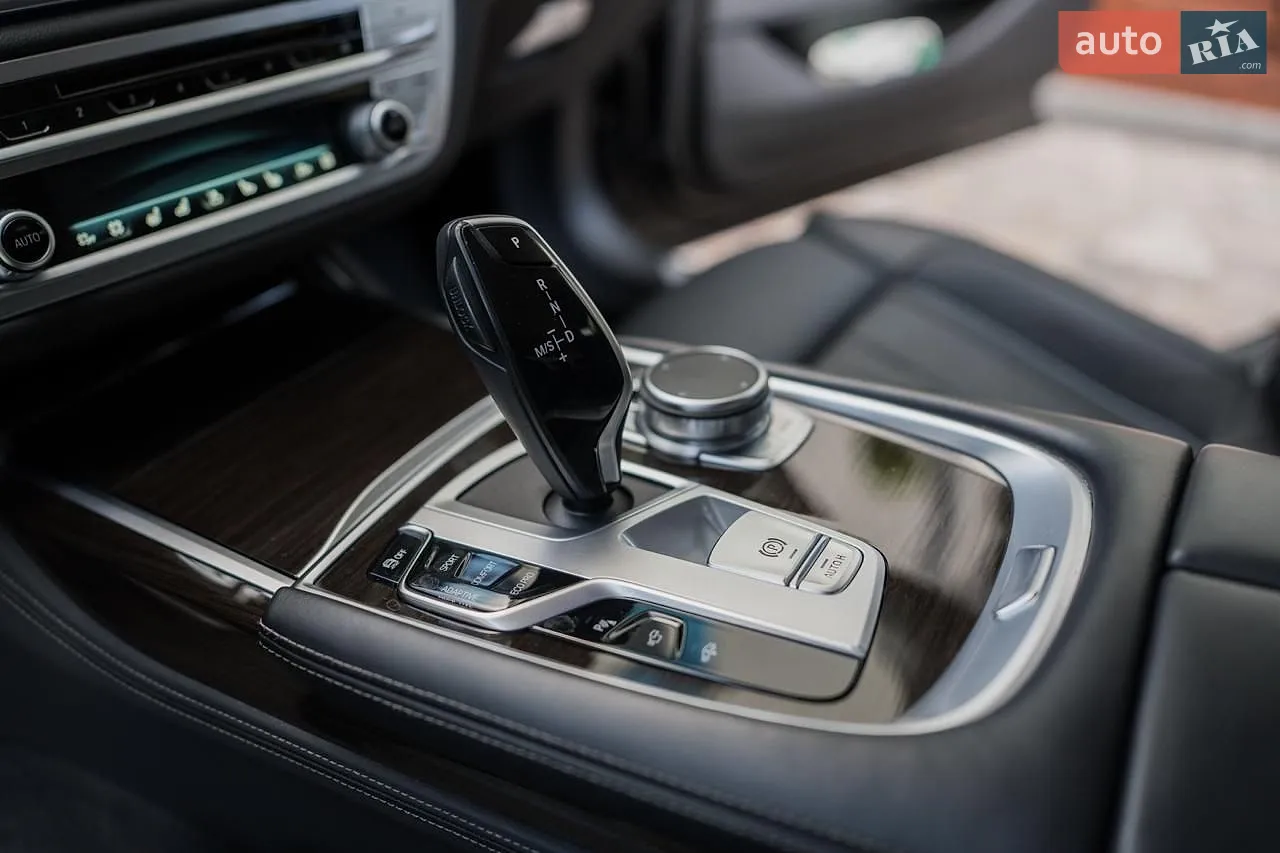 2022 BMW 7er - мініатюра 26