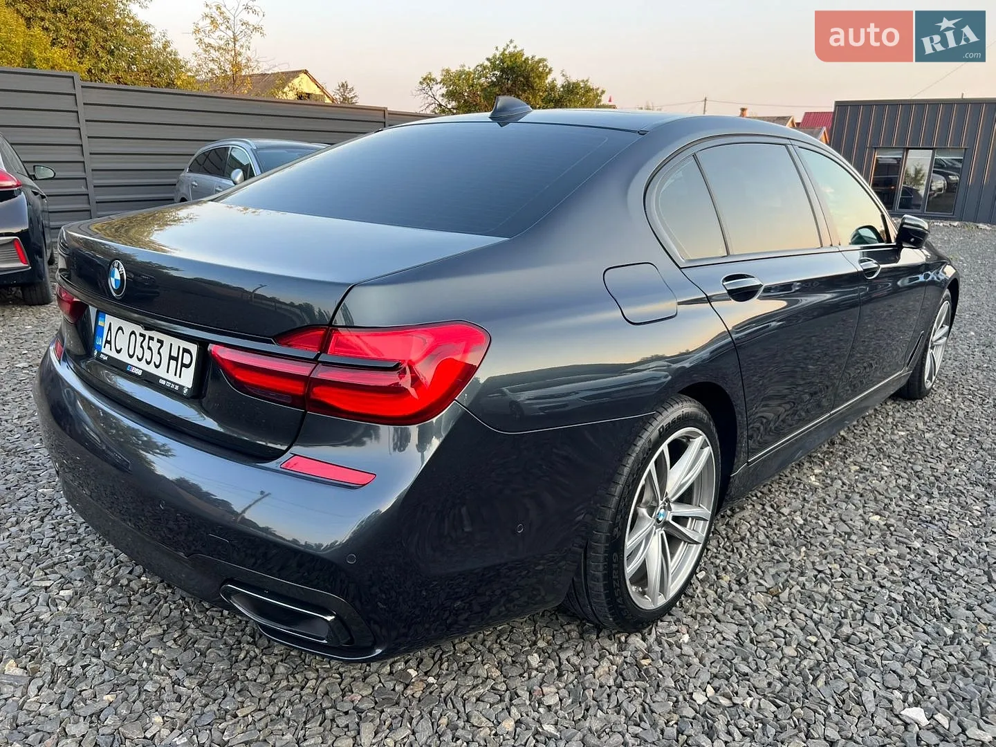 2017 BMW 7er - мініатюра 12