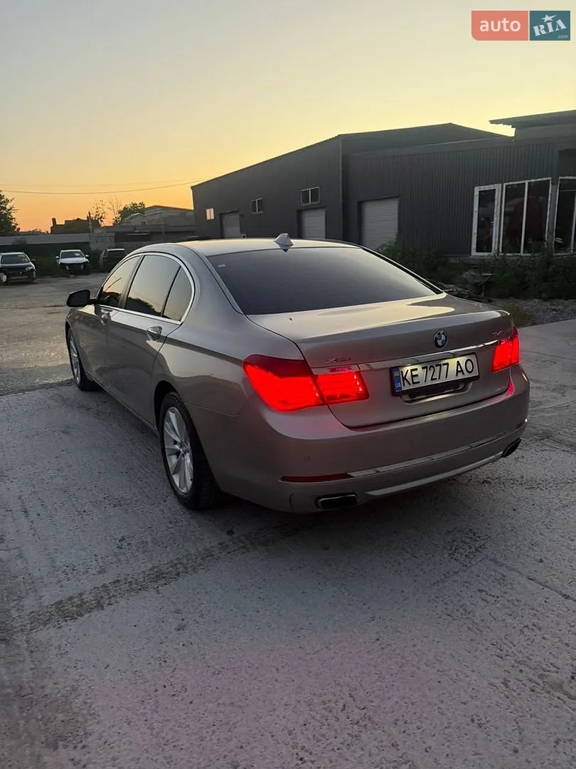 2015 BMW 7er - мініатюра 41
