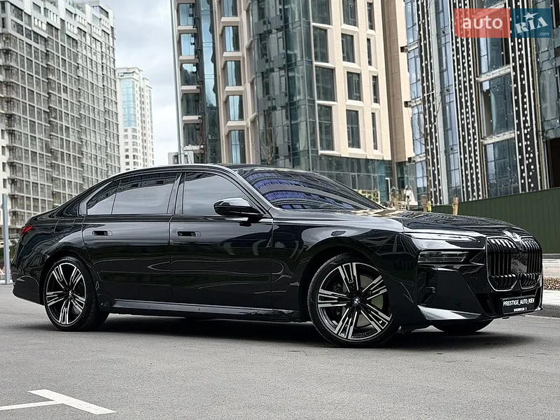 BMW 7 Series 2024