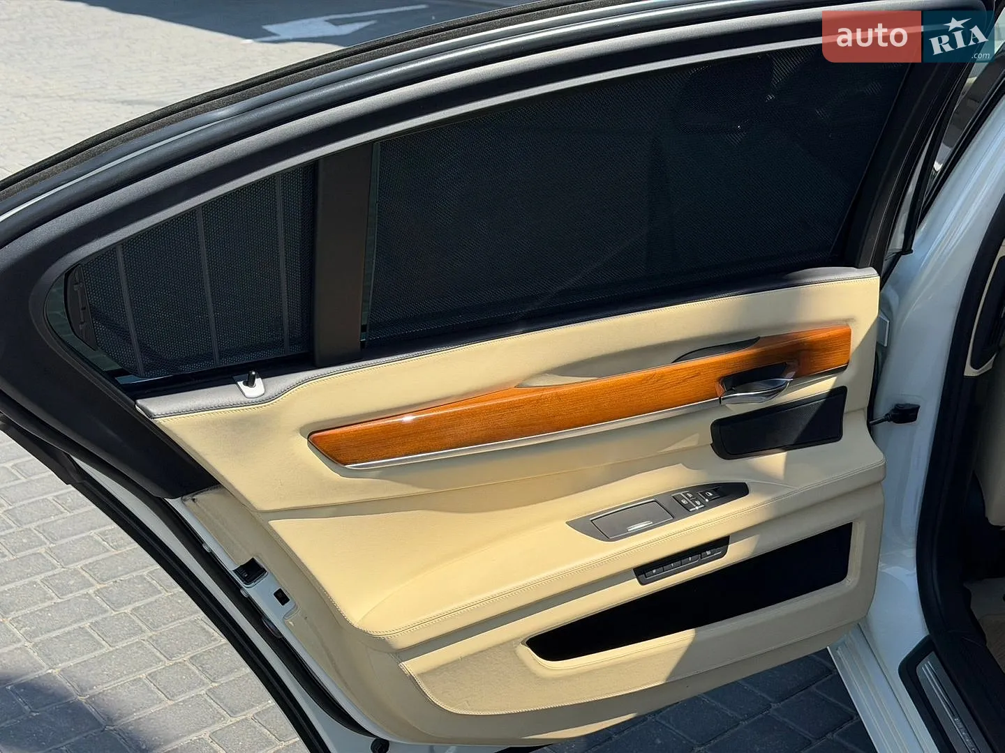 2010 BMW 7er - мініатюра 35