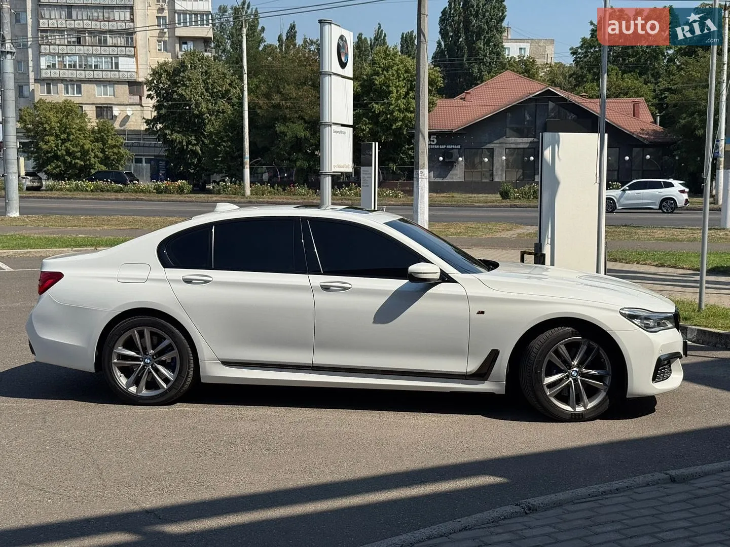 2016 BMW 7er - мініатюра 15
