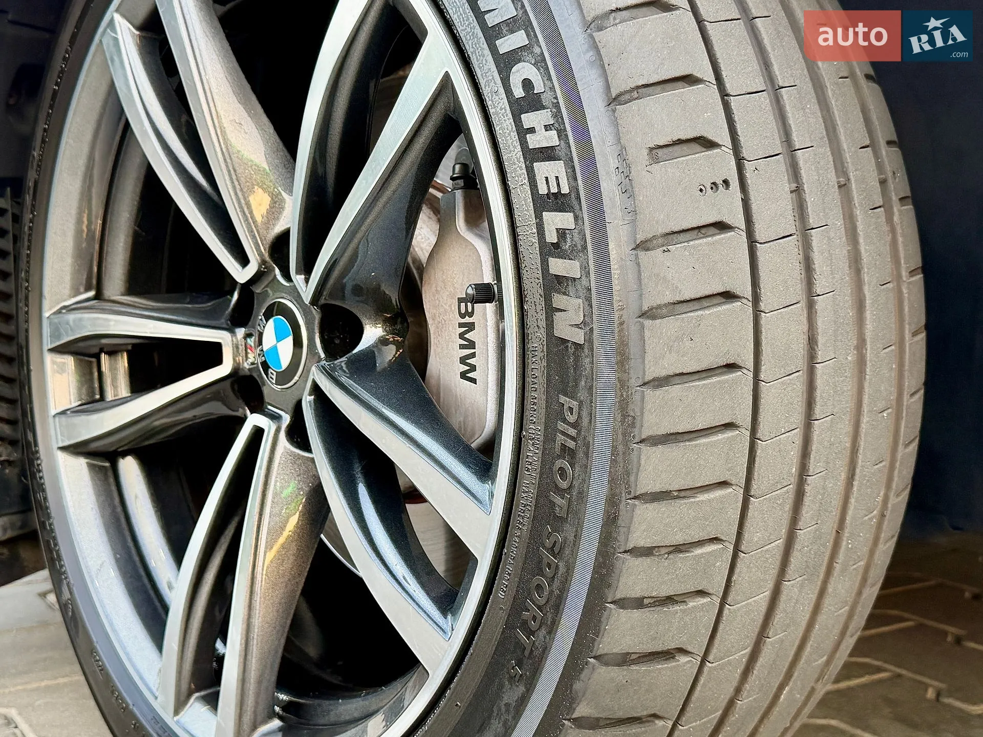 BMW 7 Series 2017 VIN WBA7G6104HG769063 фото оголошення 62 з 66