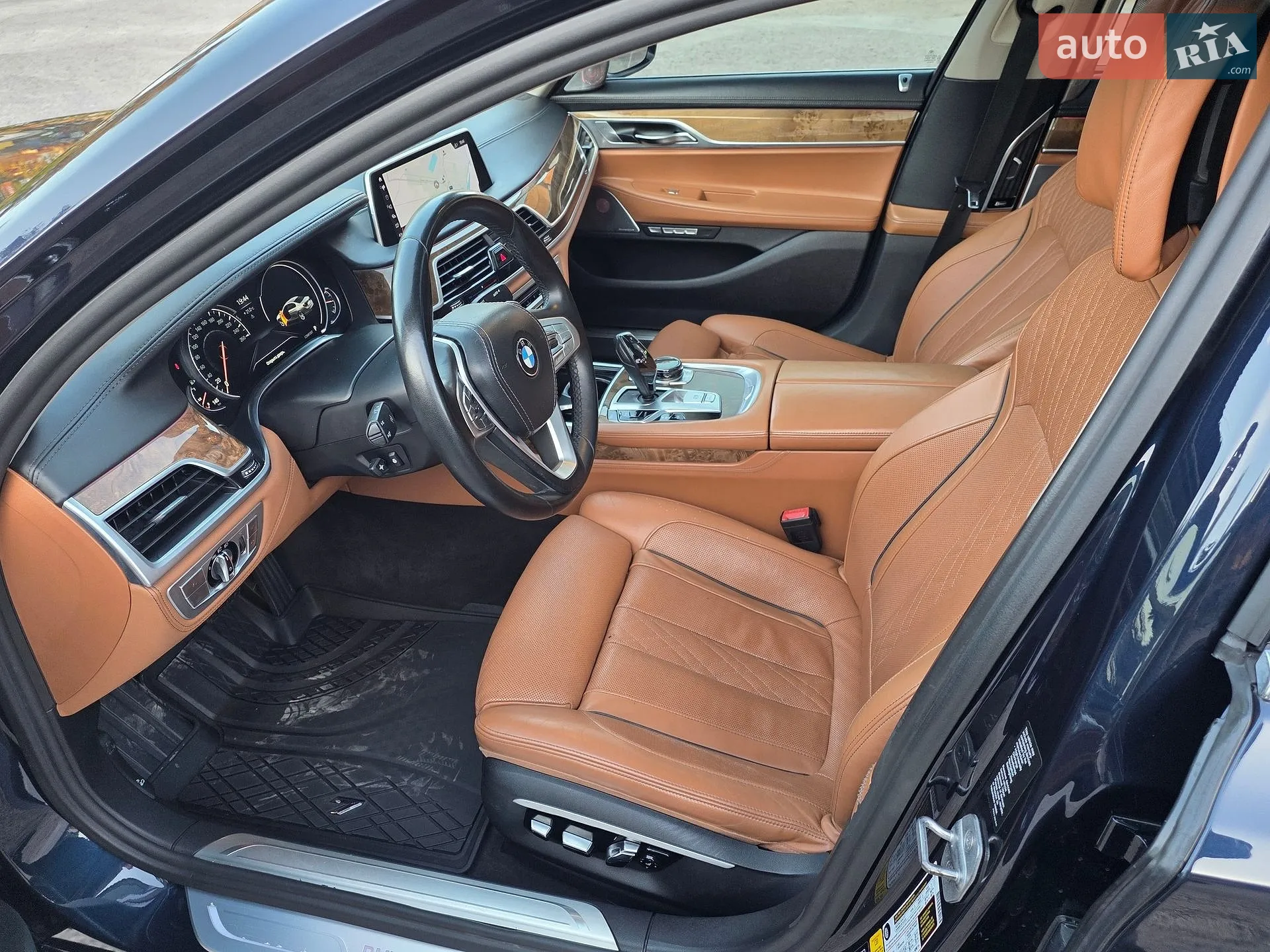 2016 BMW 7er - мініатюра 16