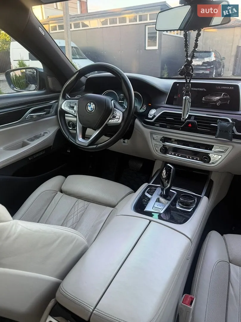 2017 BMW 7er - мініатюра 23