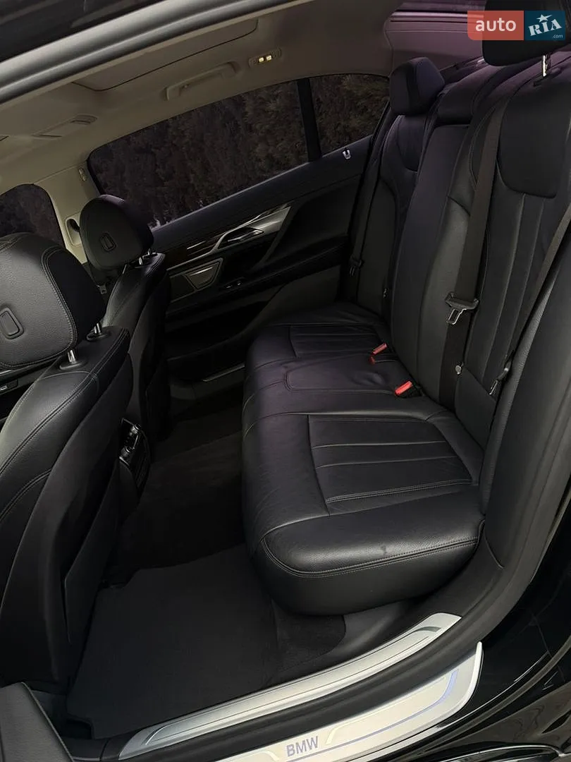 2018 BMW 7er - мініатюра 21
