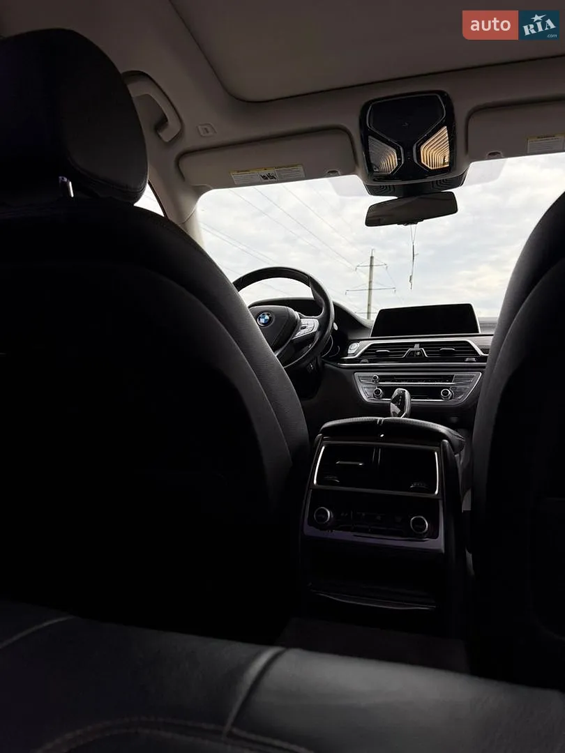 2018 BMW 7er - мініатюра 16