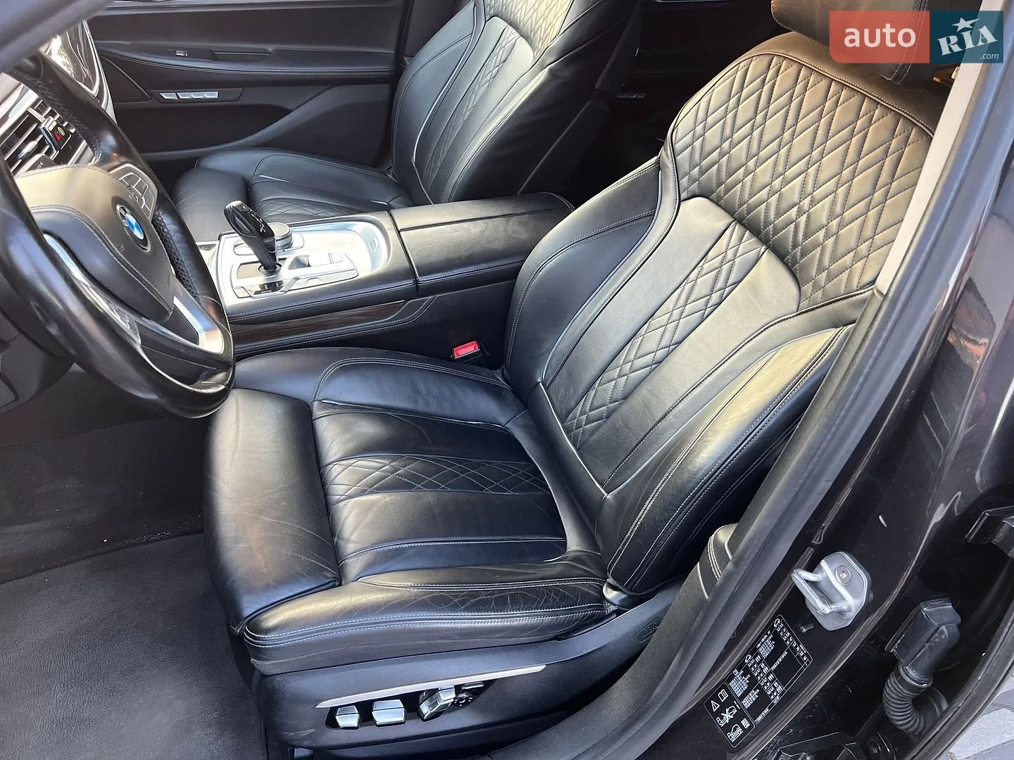 2016 BMW 7er - мініатюра 18
