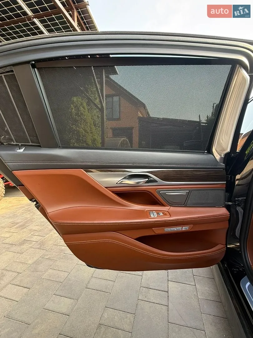 2017 BMW 7er - мініатюра 17