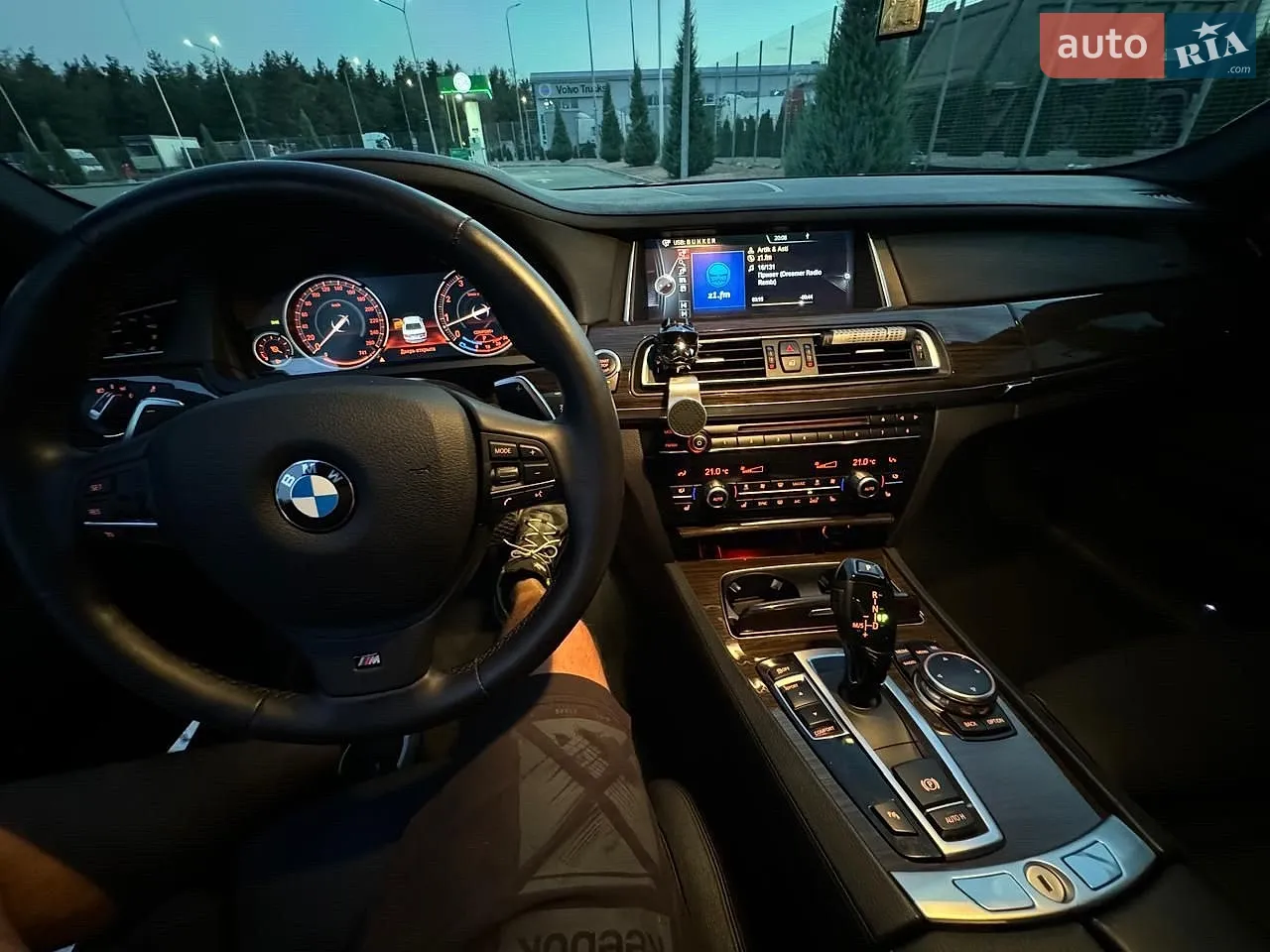 2015 BMW 7er - мініатюра 27