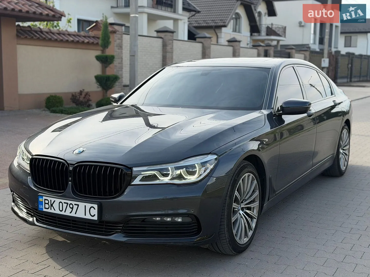 2015 BMW 7er - мініатюра 15