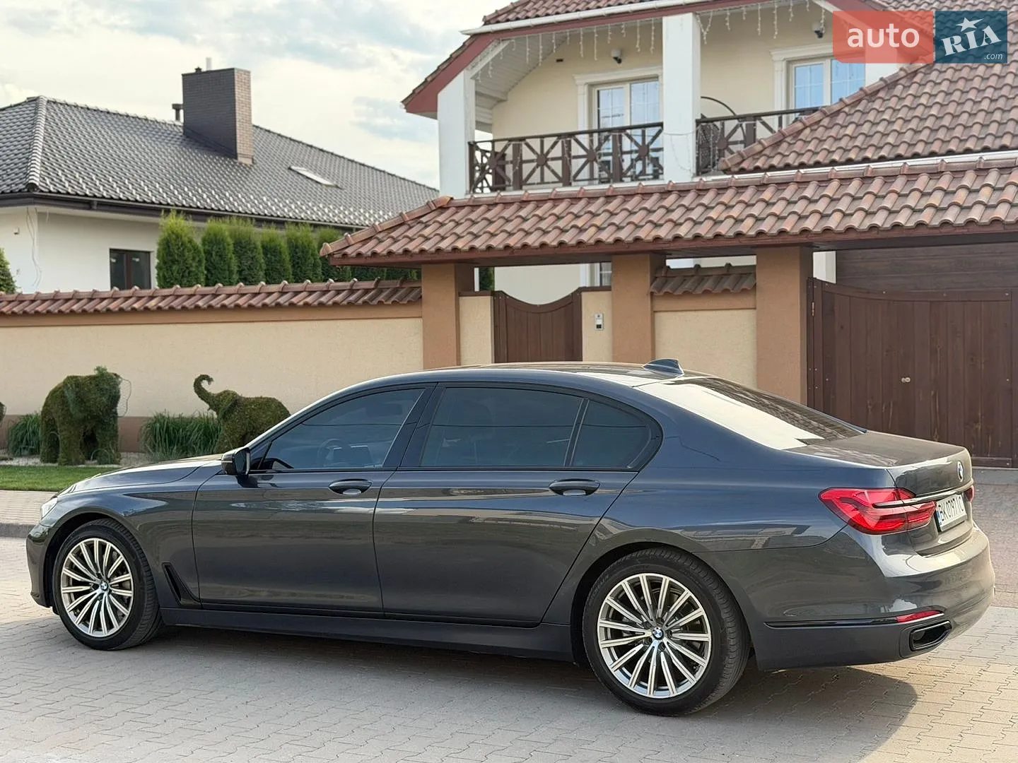 2015 BMW 7er - мініатюра 28