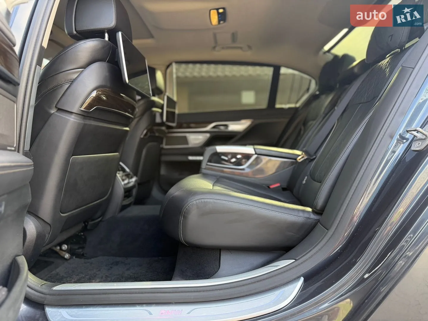 2015 BMW 7er - мініатюра 54