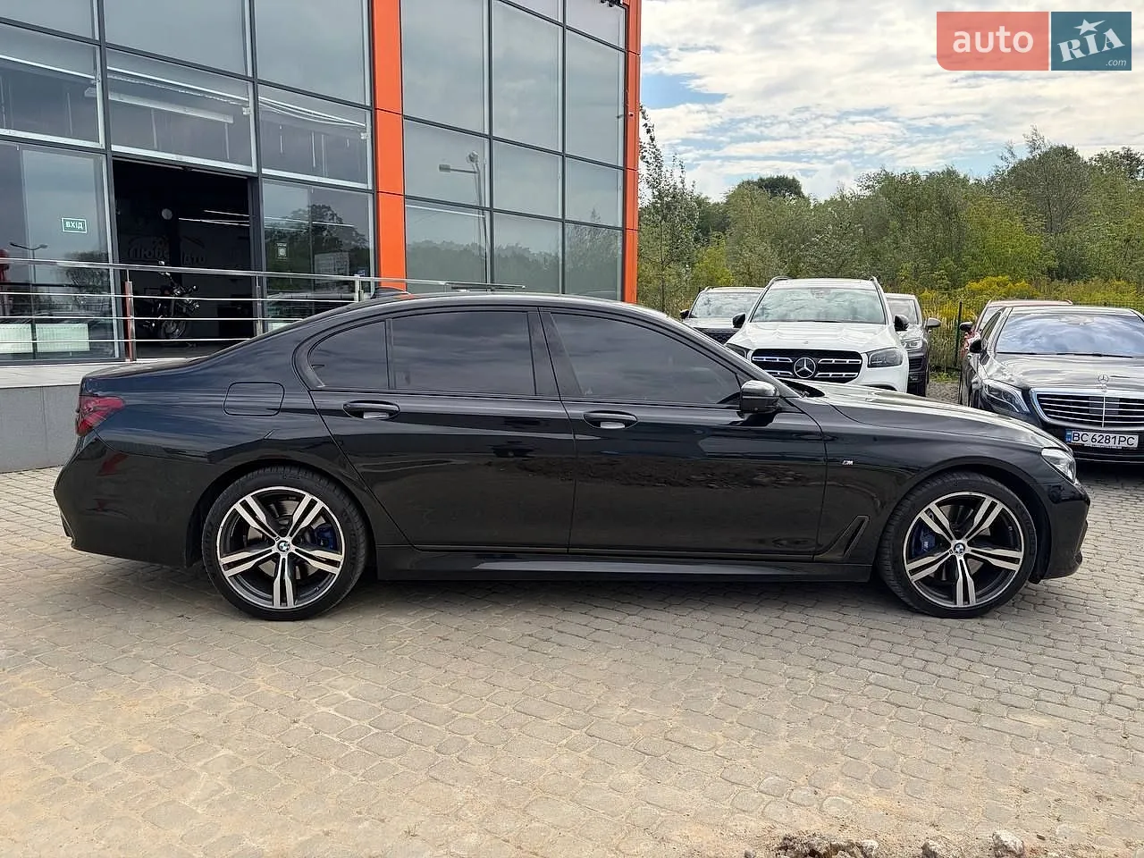 2017 BMW 7er - мініатюра 8