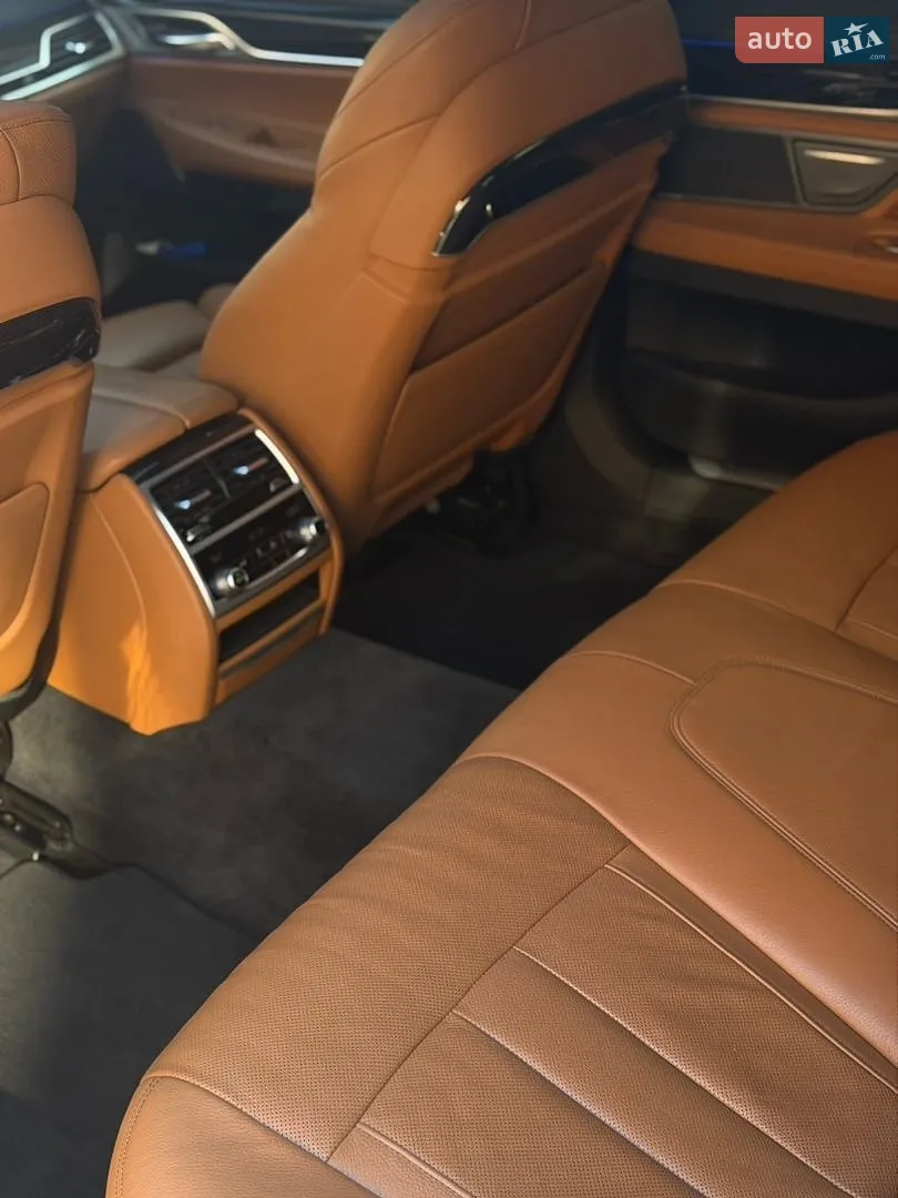 2020 BMW 7er - мініатюра 11