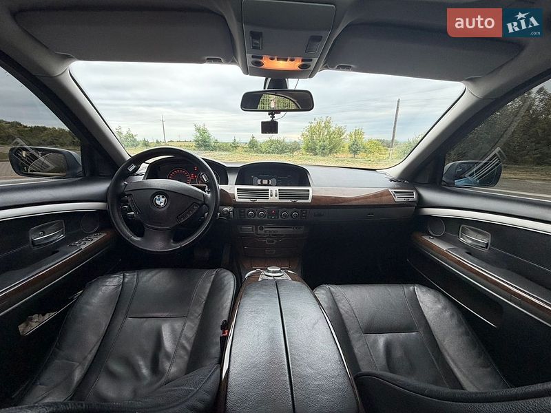 Седан BMW 7 Series 2006 в Львові