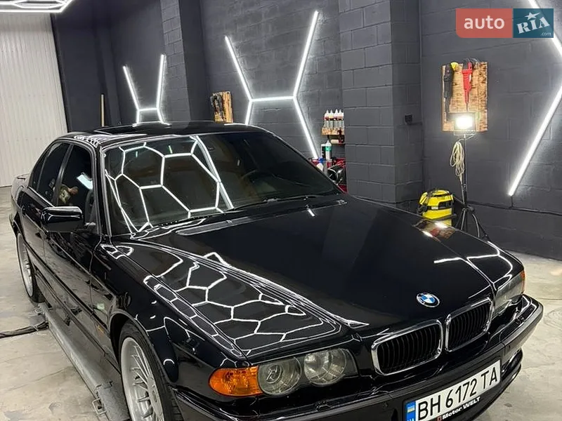 BMW 7 Series 2000