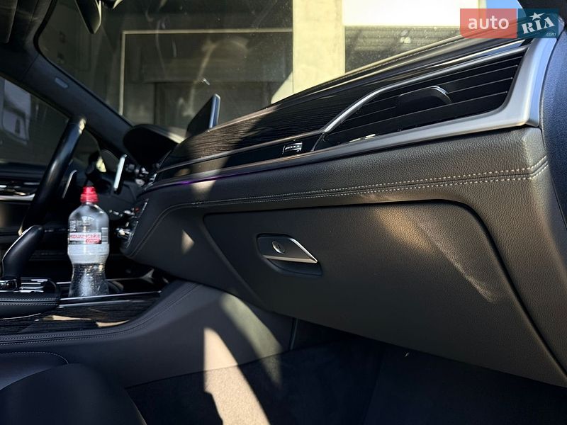 Седан BMW 7 Series 2019 в Калуші фото 51 Седан BMW 7 Series 2019 в Калуші