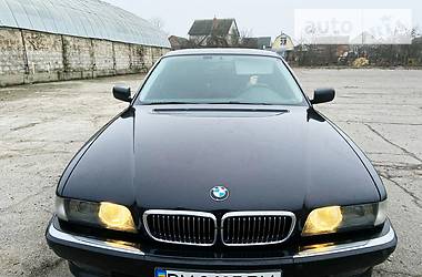 Седан BMW 740 1997 в Сумах