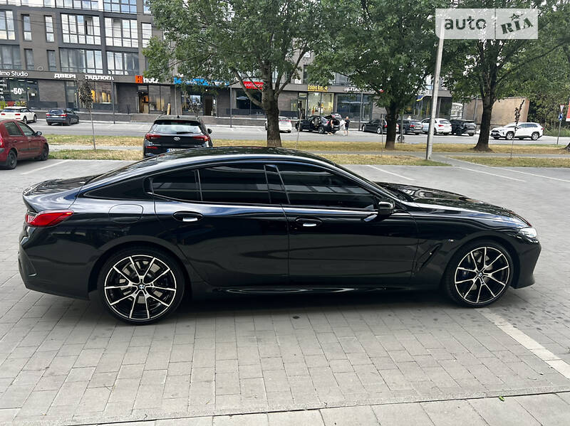 Купе BMW 8 Series Gran Coupe 2021 в Ужгороді
