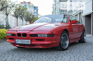 Купе BMW 8 Series 1990 в 