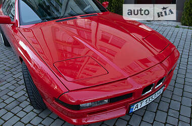 Купе BMW 8 Series 1990 в 