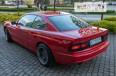 Купе BMW 8 Series 1990 в 