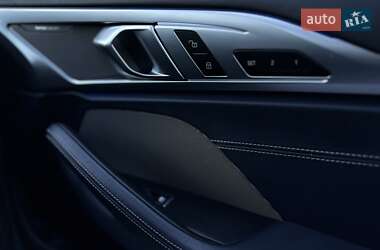 Купе BMW 8 Series 2021 в 