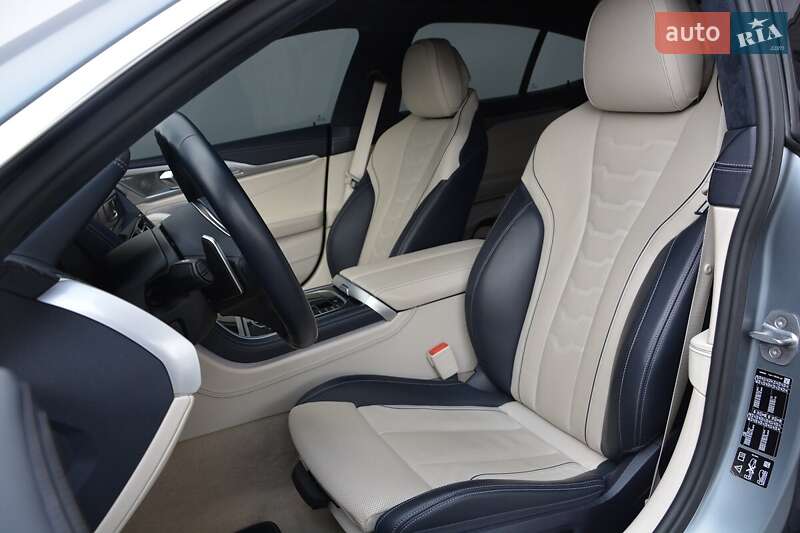 Купе BMW 8 Series 2019 в Києві