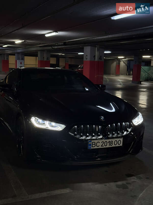 Купе BMW 8 Series 2023 в Львове фото 35 Купе BMW 8 Series 2023 в Львове