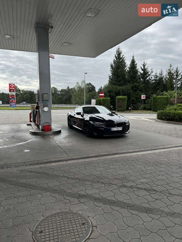 Купе BMW 8 Series 2023 в Львове фото 47 Купе BMW 8 Series 2023 в Львове