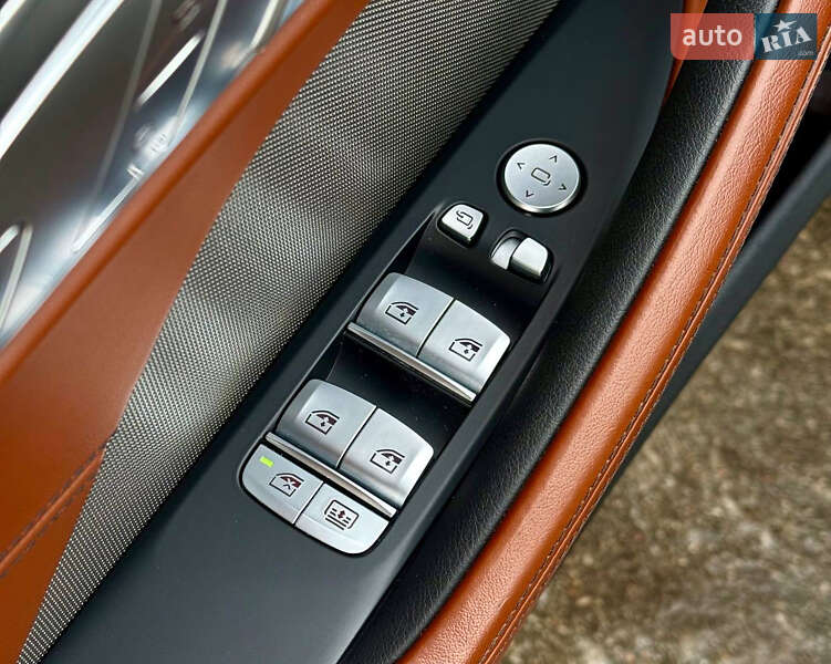 Купе BMW 8 Series 2021 в Киеве