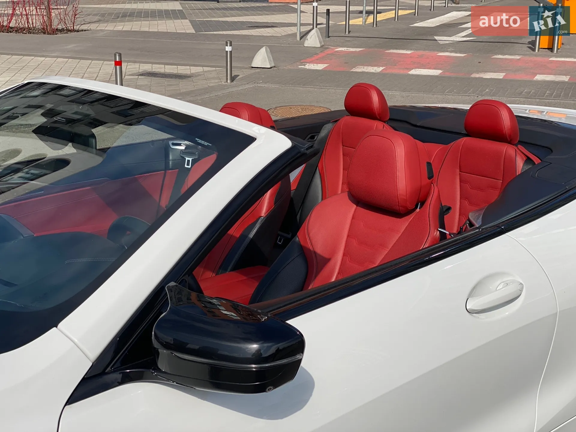 2020 BMW 8er - мініатюра 16