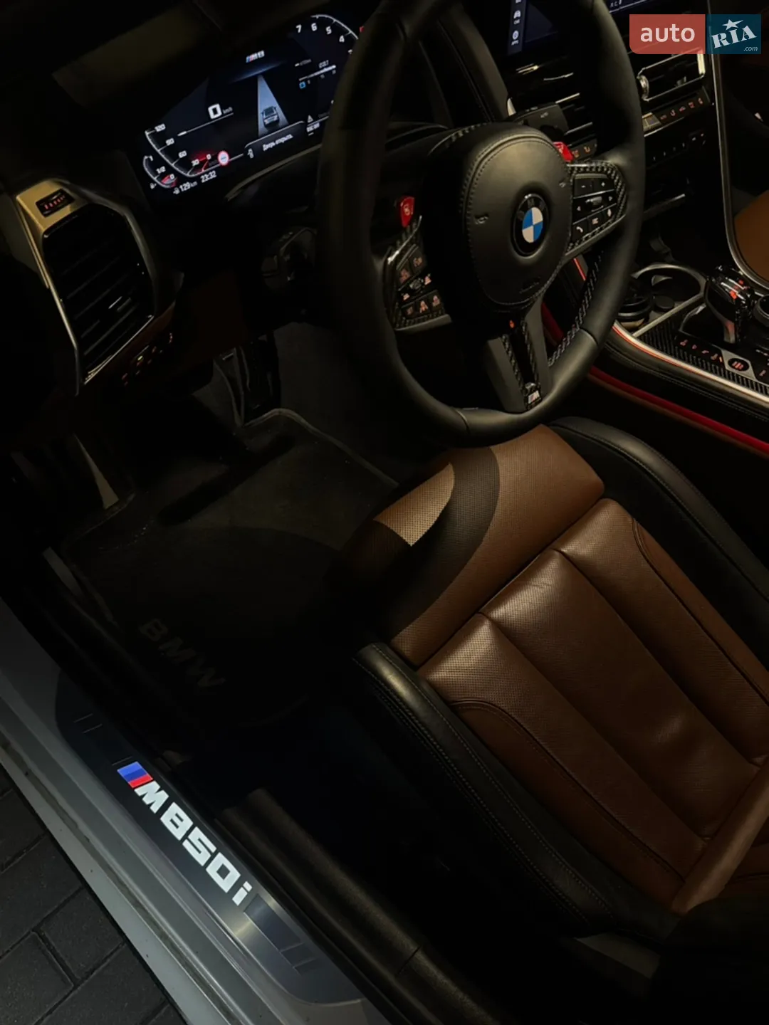 2023 BMW 8er - мініатюра 8