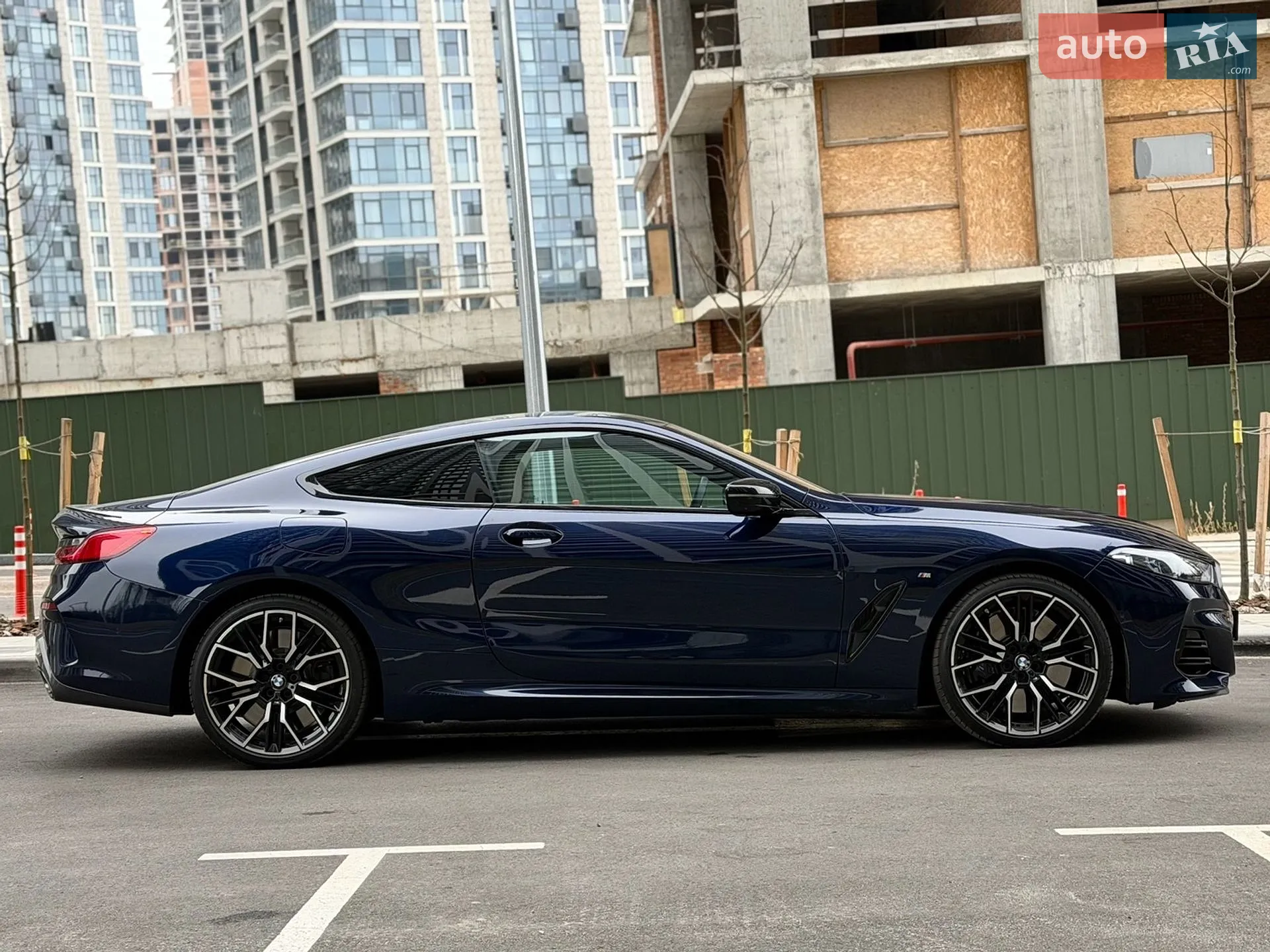 2024 BMW 8er - мініатюра 11