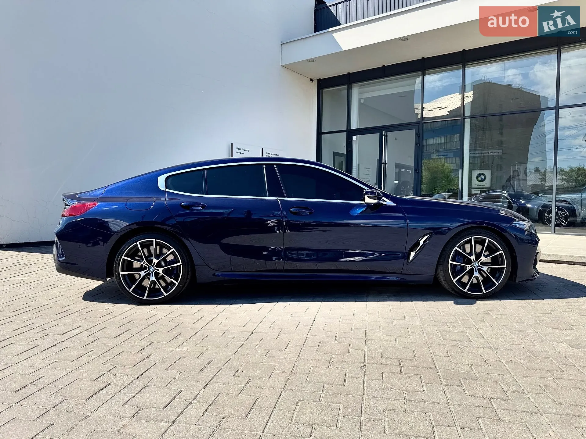 2020 BMW 8er - мініатюра 13