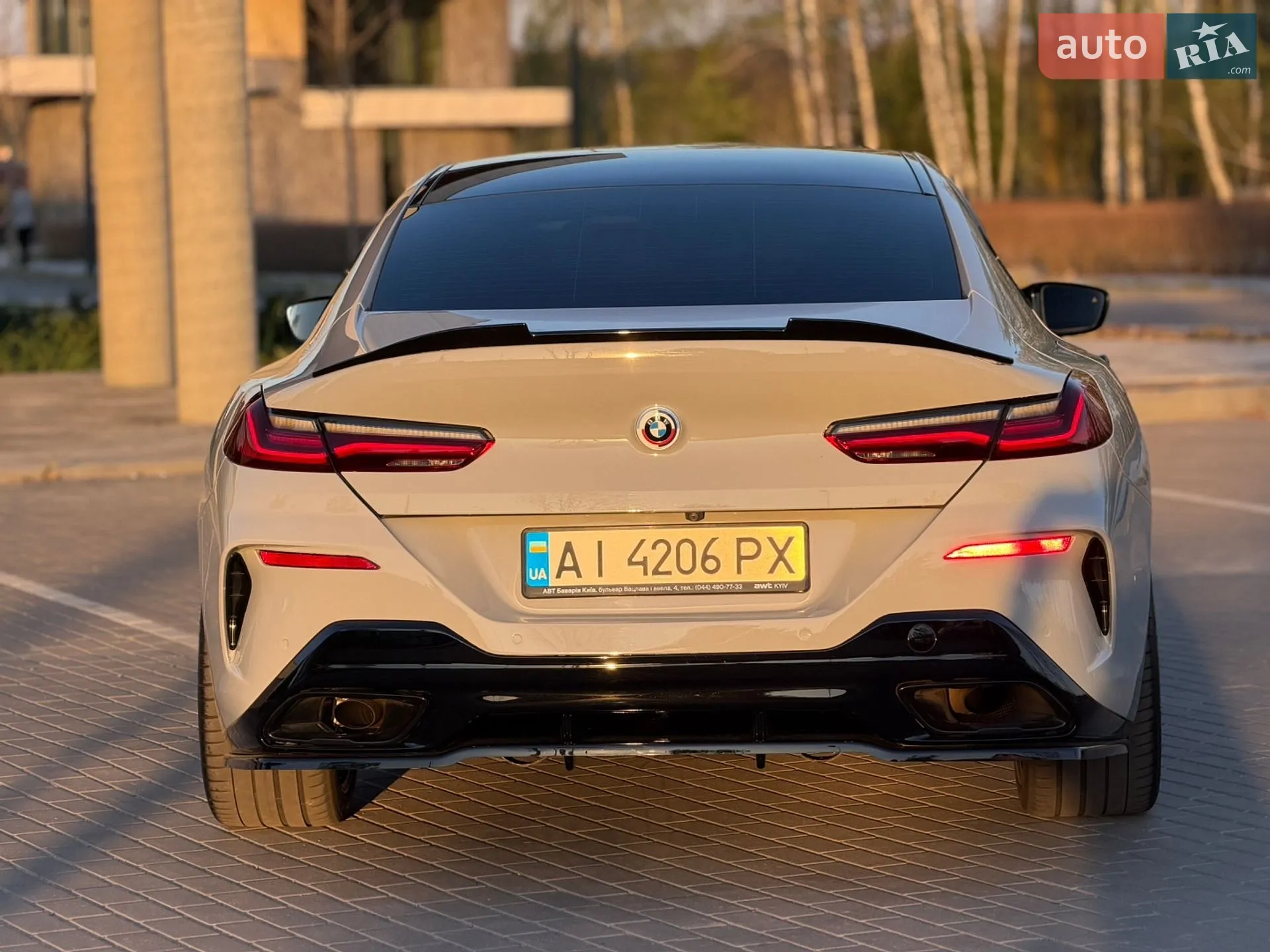 2019 BMW 8er - мініатюра 10