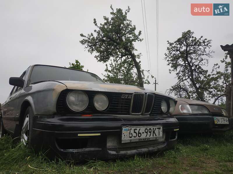 Які є моделі BMW і скільки вони коштують в Україні?