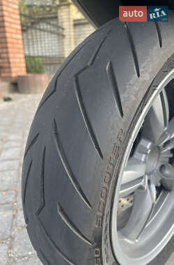 Максі-скутер BMW C 650GT 2013 в 