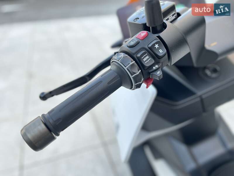 Скутер BMW CE 04 2023 в Киеве