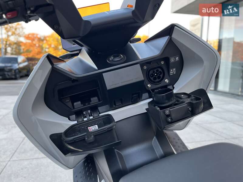 Скутер BMW CE 04 2023 в Киеве